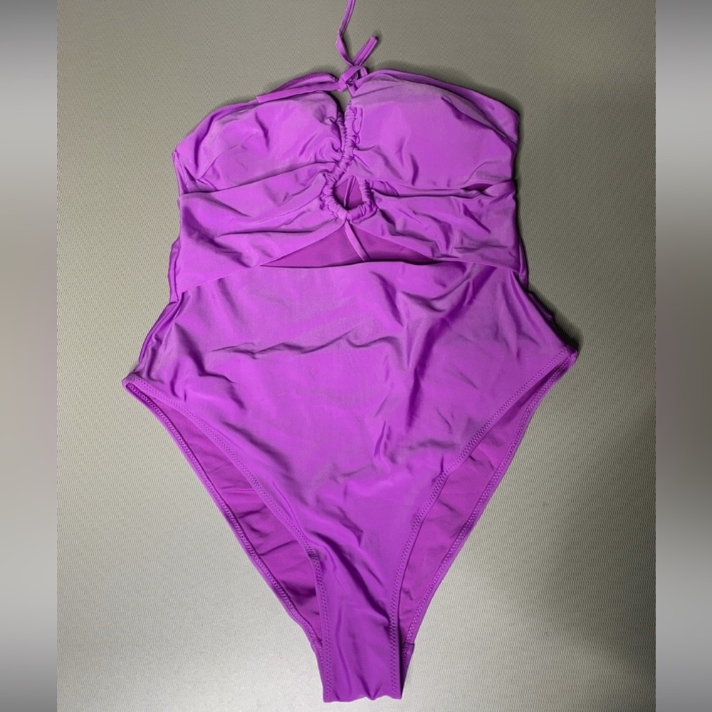 H&M high-leg cut-out swimsuit in purple - Picture 7 of 7